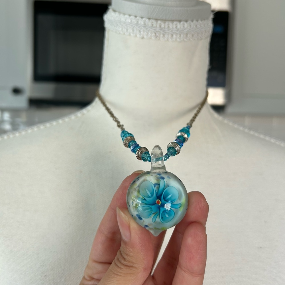 Blue Glass Flower Pendant Necklace